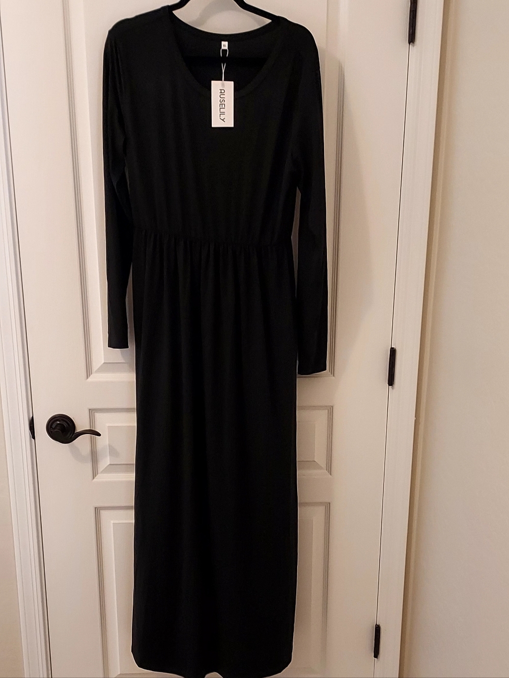 Auselily Long Sleeve Black  Maxi Dress Brand New W Tags Lightweight Nice Fabric